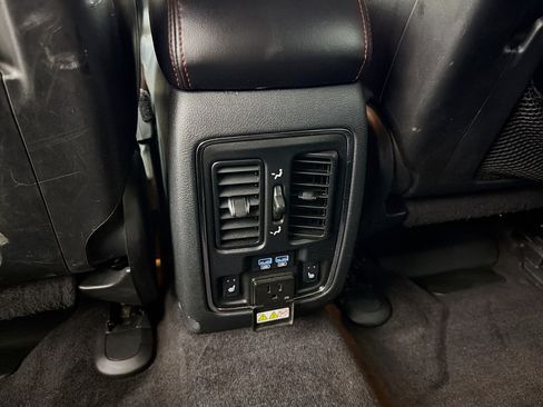 Used 2018 Jeep Grand Cherokee Trailhawk AWD/4WD image 26
