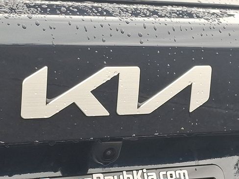 Used 2023 Kia Sorento SX Prestige image 28