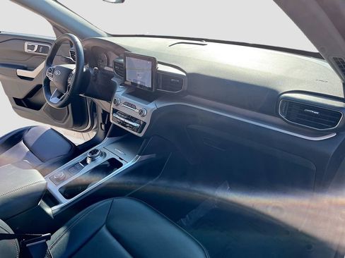 Used 2023 Ford Explorer XLT w/ Equipment Group 202A image 30