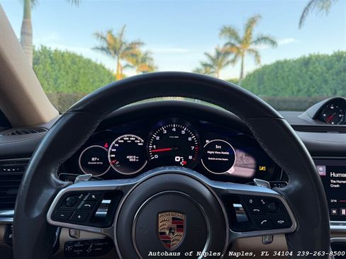 Used 2020 Porsche Panamera 4 AWD/4WD image 35