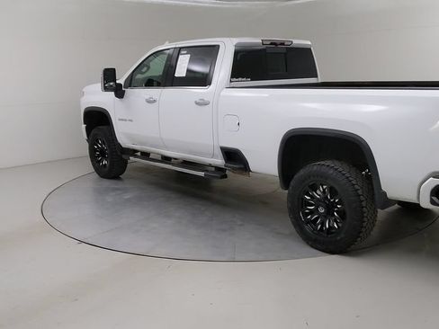 Used 2022 Chevrolet Silverado 3500 High Country AWD/4WD image 16