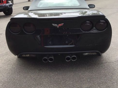 Used 2006 Chevrolet Corvette Convertible w/ Preferred Equipment Group RWD image 4