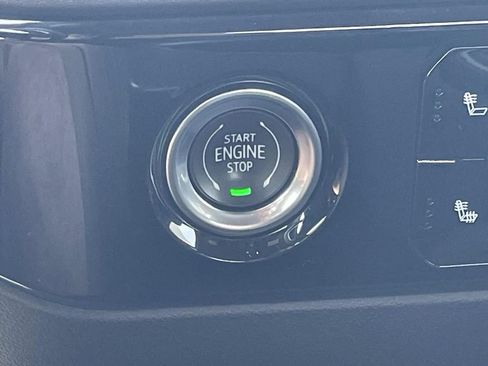 Used 2024 Chevrolet Silverado 1500 LT image 23