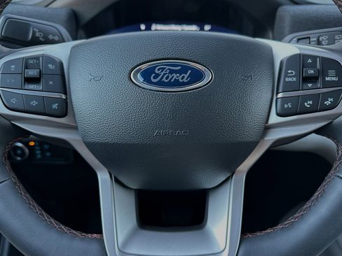 New 2025 Ford Explorer Active w/ Active Comfort Package image 20