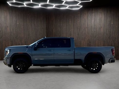 Used 2025 GMC Sierra 2500 AT4 w/ AT4 Premium Plus Package AWD/4WD image 5