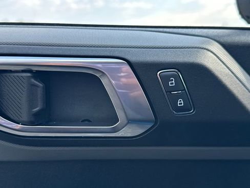 Used 2022 Ford Bronco 4-Door w/ Sasquatch Package image 24