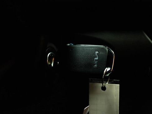 Used 2026 Kia Seltos LX AWD/4WD image 16