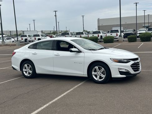 Certified 2024 Chevrolet Malibu LT FWD image 7
