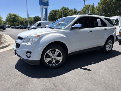 Used 2011 Chevrolet Equinox LTZ FWD image 5