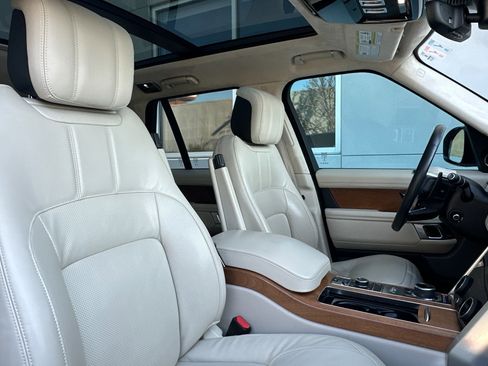 Used 2019 Land Rover Range Rover HSE image 33