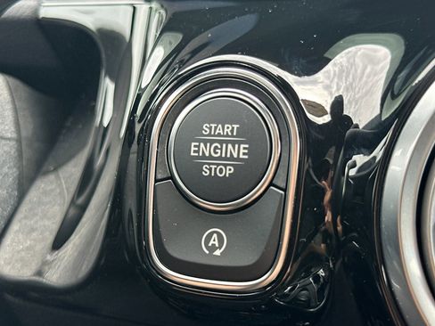 New 2026 Mercedes-Benz GLA 35 AMG 4MATIC image 28
