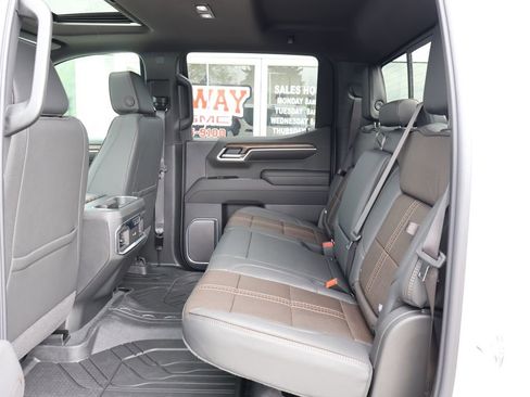 New 2026 Chevrolet Silverado 1500 High Country AWD/4WD image 28