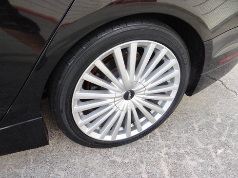 Used 2017 Lincoln MKZ Reserve w/ Luxury Package image 24