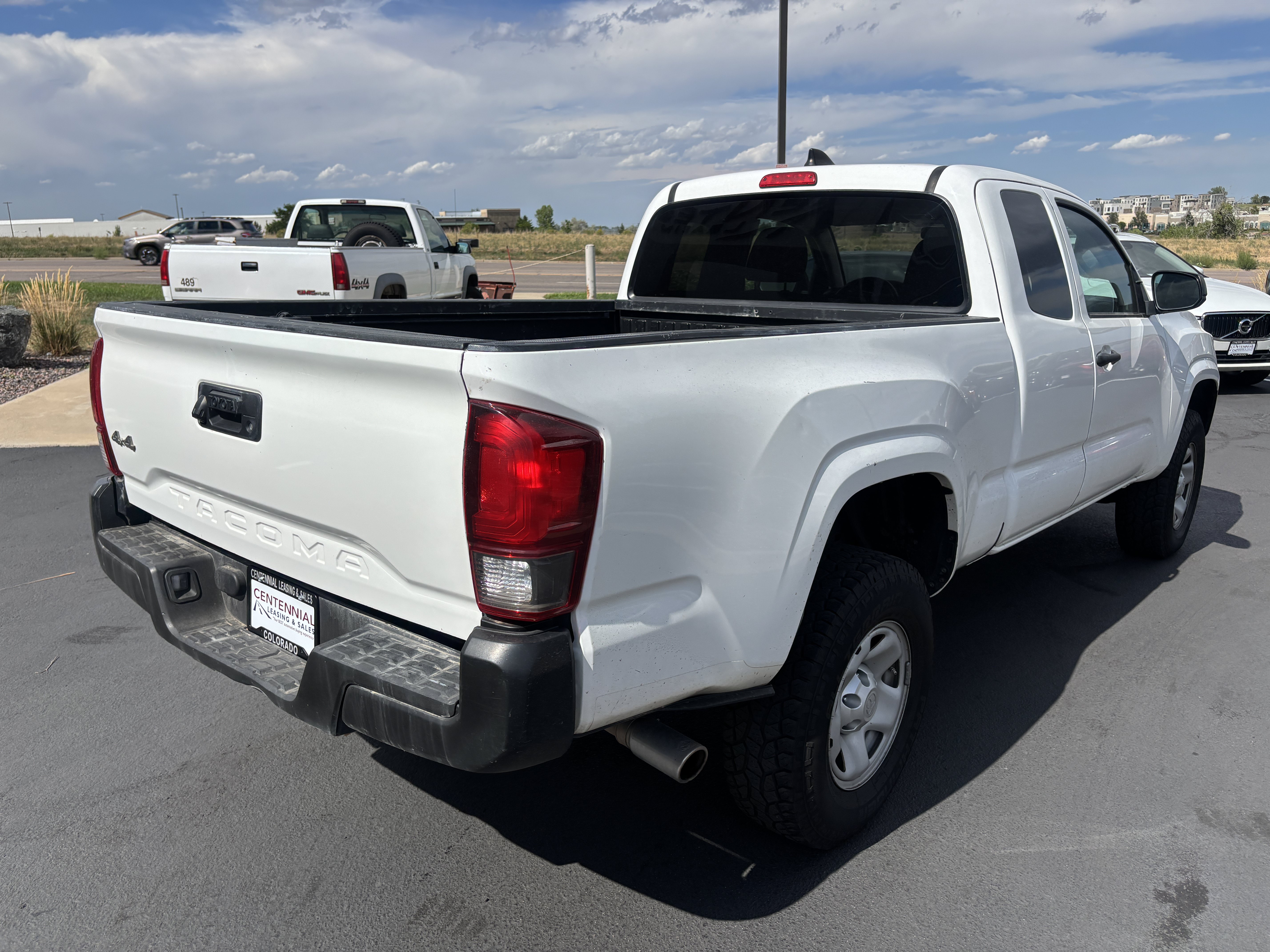 Used 2022 Toyota Tacoma SR AWD/4WD image 7