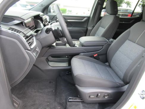 New 2026 GMC Acadia Elevation FWD image 18