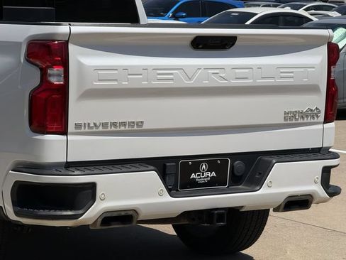 Used 2023 Chevrolet Silverado 1500 High Country w/ Technology Package AWD/4WD image 6
