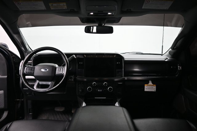 Used 2023 Ford F250 Lariat w/ Sport Appearance Package AWD/4WD image 28