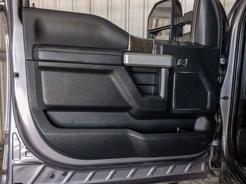 Used 2021 Ford F250 Lariat image 43