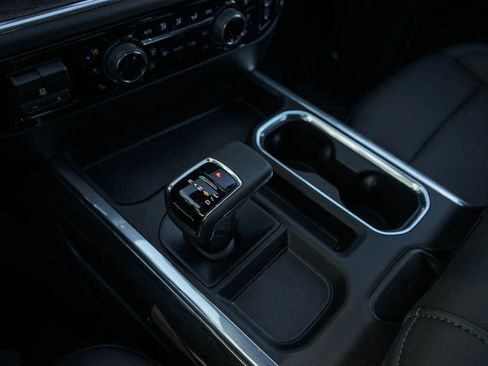 New 2025 Chevrolet Silverado 1500 LTZ image 25