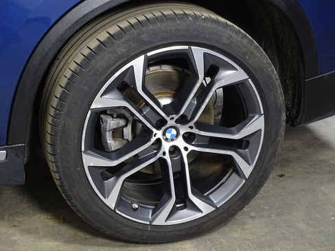 Used 2020 BMW X5 sDrive40i w/ Premium Package image 46