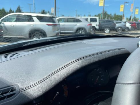Used 2025 Jeep Compass Trailhawk AWD/4WD image 34