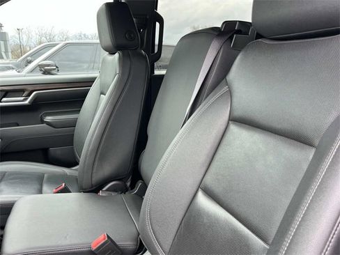 Used 2024 GMC Sierra 1500 SLT image 29