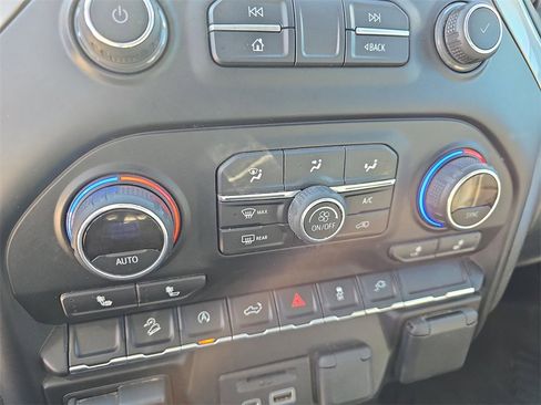 Used 2020 Chevrolet Silverado 1500 LT w/ Texas Edition image 25