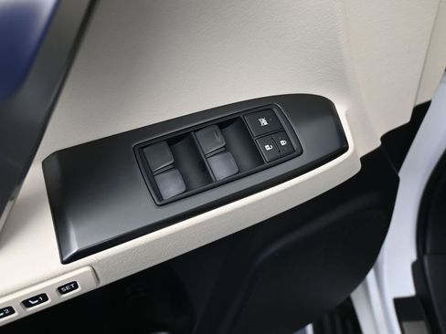 Used 2023 Lexus GX 460 Premium image 12