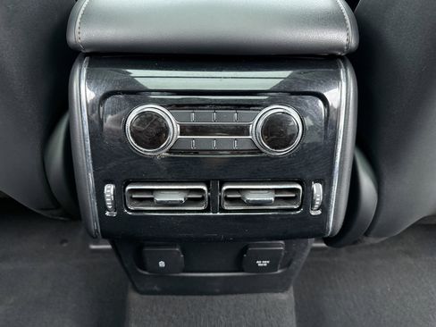 Used 2022 Lincoln Aviator AWD w/ Premium Package image 20