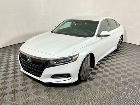 Used 2018 Honda Accord Sport image 10