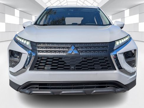 Used 2022 Mitsubishi Eclipse Cross ES image 2