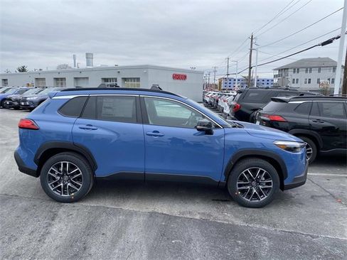 New 2026 Toyota Corolla Cross XLE image 2