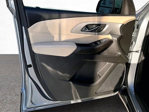 Used 2023 Chevrolet Traverse LS w/ Safety Package image 20