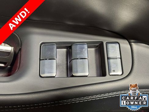Certified 2025 Lincoln Navigator Reserve AWD/4WD image 8