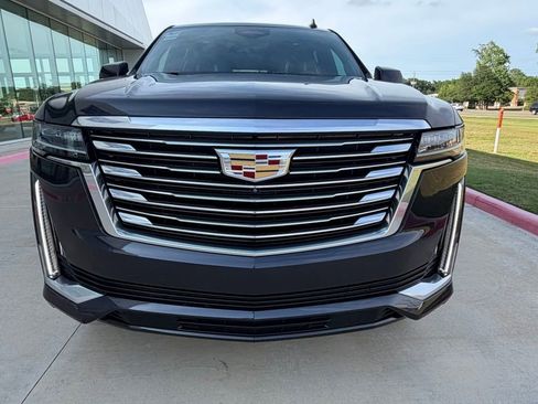 Used 2024 Cadillac Escalade Premium Luxury Platinum RWD image 8