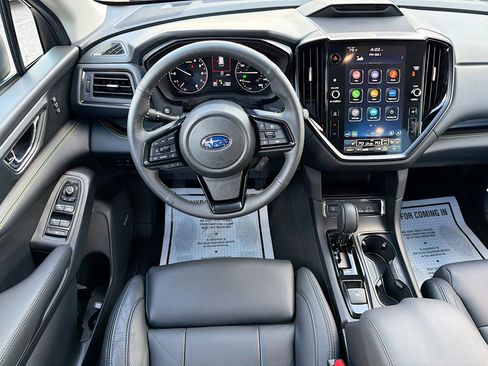 Certified 2025 Subaru Ascent Bronze Edition w/ Onyx Package image 17