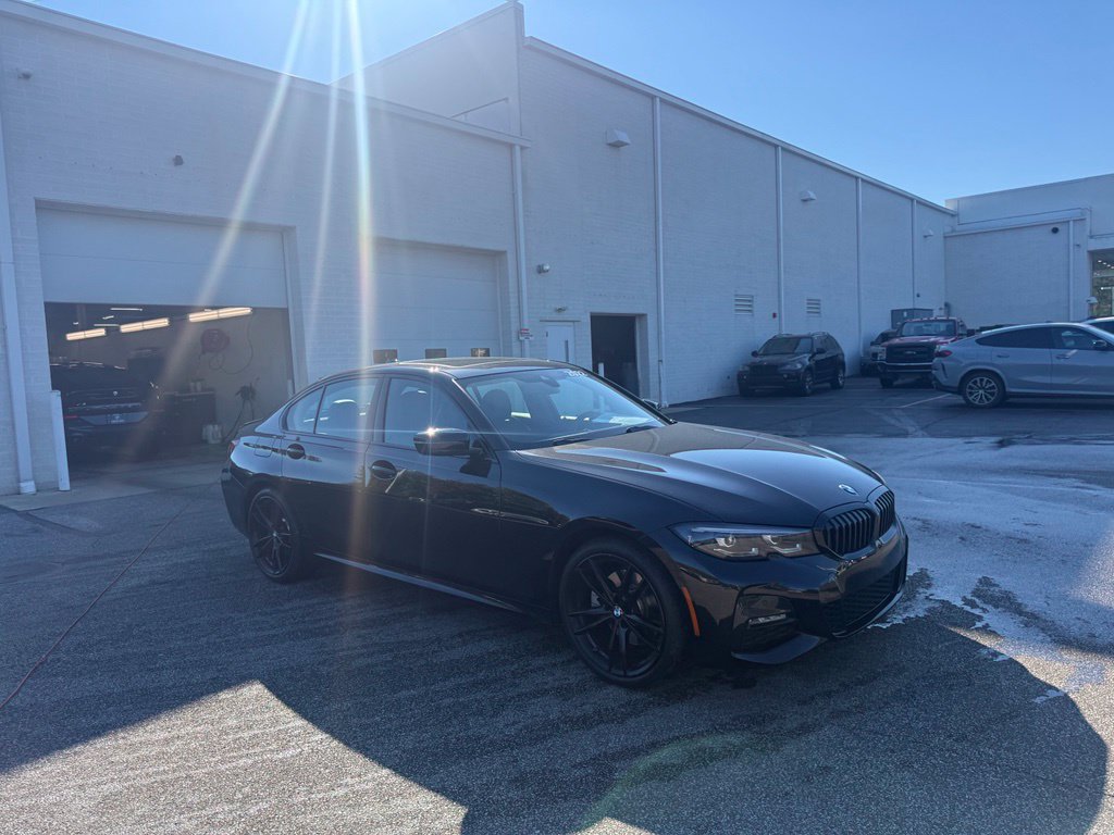 Used 2022 BMW 330i xDrive Sedan w/ M Sport Package AWD/4WD image 10