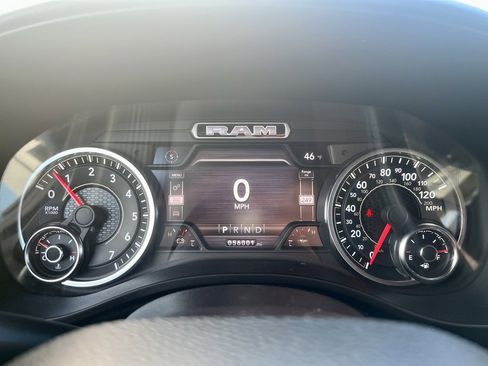 Used 2021 RAM 1500 Big Horn image 21