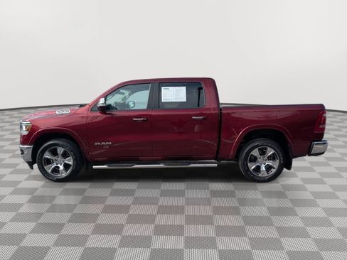 Used 2022 RAM 1500 Laramie AWD/4WD image 2
