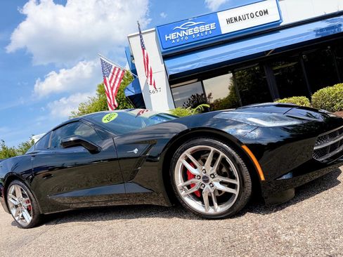 Used 2015 Chevrolet Corvette Stingray Coupe w/ 3LT Preferred Equipment Group RWD image 11