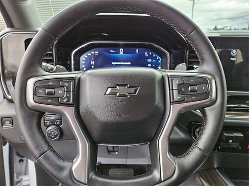 Used 2025 Chevrolet Silverado 1500 LT Trail Boss w/ Convenience Package II image 21