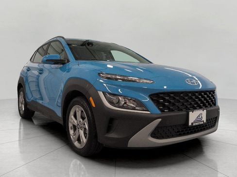 Used 2023 Hyundai Kona SEL w/ Cargo Package AWD/4WD image 1