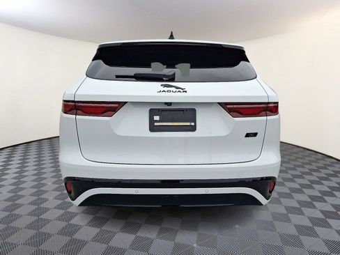 Used 2026 Jaguar F-PACE R-Dynamic S image 5