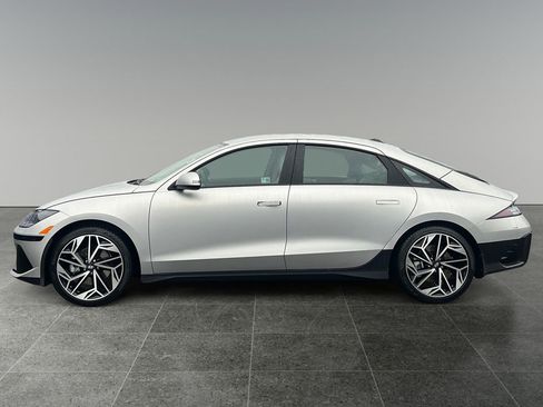 Used 2024 Hyundai Ioniq 6 SEL AWD/4WD image 5