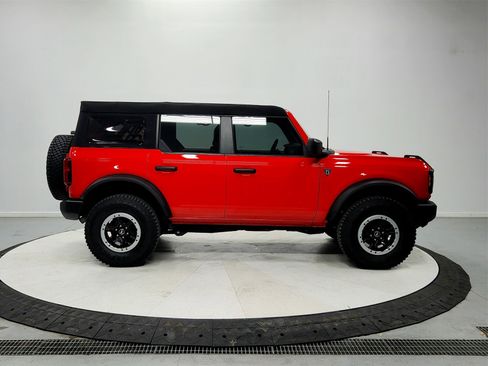 Used 2023 Ford Bronco 4-Door w/ Sasquatch Package image 8