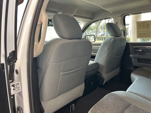 Used 2019 RAM 1500 Big Horn RWD image 36