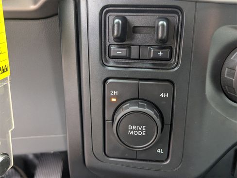 Used 2021 Ford F150 XL w/ Trailer Tow Package image 25