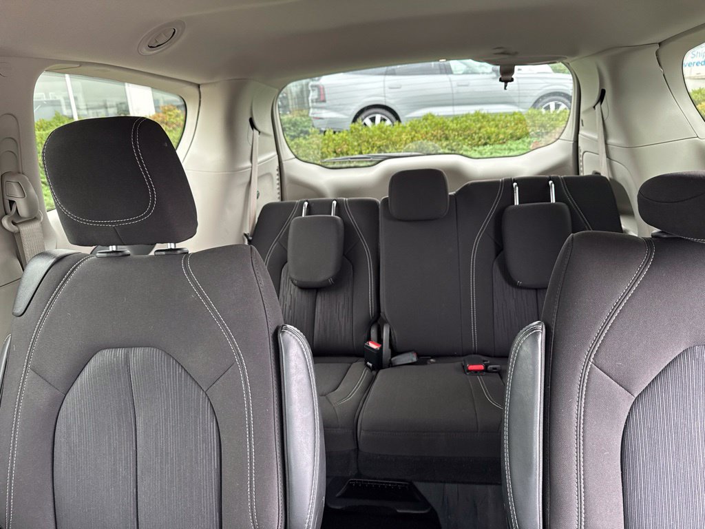 Used 2024 Chrysler Voyager LX FWD image 24