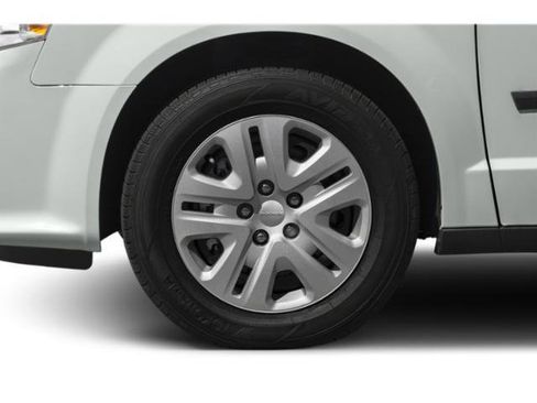 Certified 2020 Dodge Grand Caravan SXT image 11