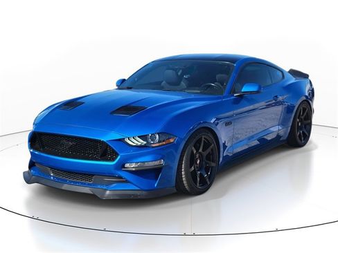 Used 2019 Ford Mustang GT w/ Equipment Group 301A image 2